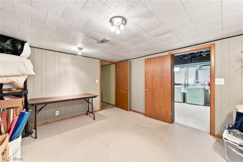 8001 Royalview Drive Parma OH 44129