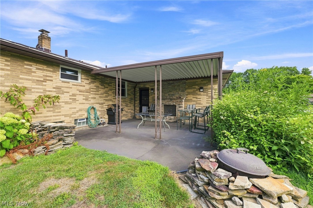 8001 Royalview Drive Parma OH 44129
