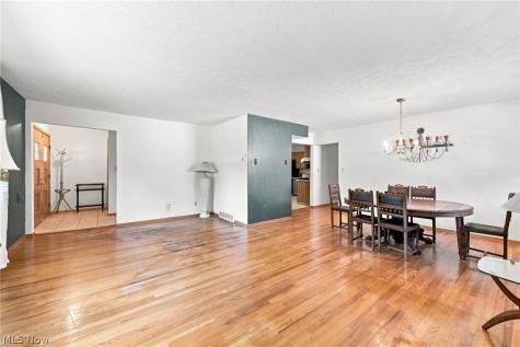 8001 Royalview Drive Parma OH 44129