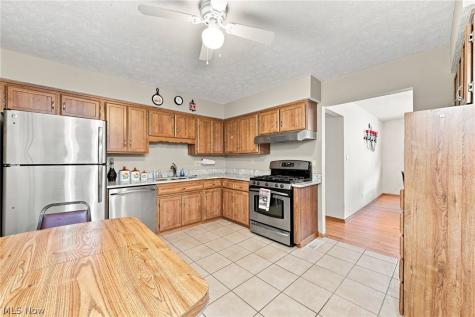 8001 Royalview Drive Parma OH 44129