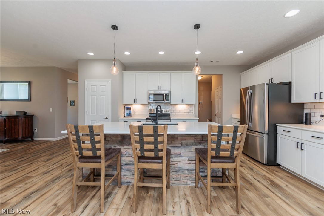 162 Kensington Way Elyria OH 44035