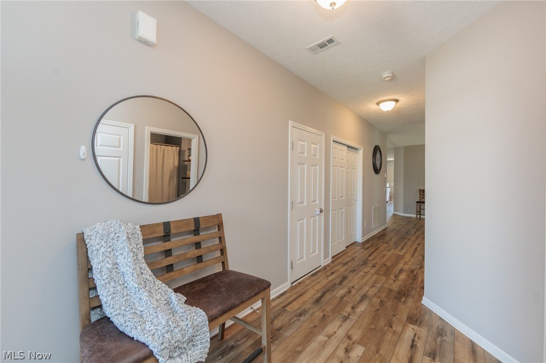 162 Kensington Way Elyria OH 44035