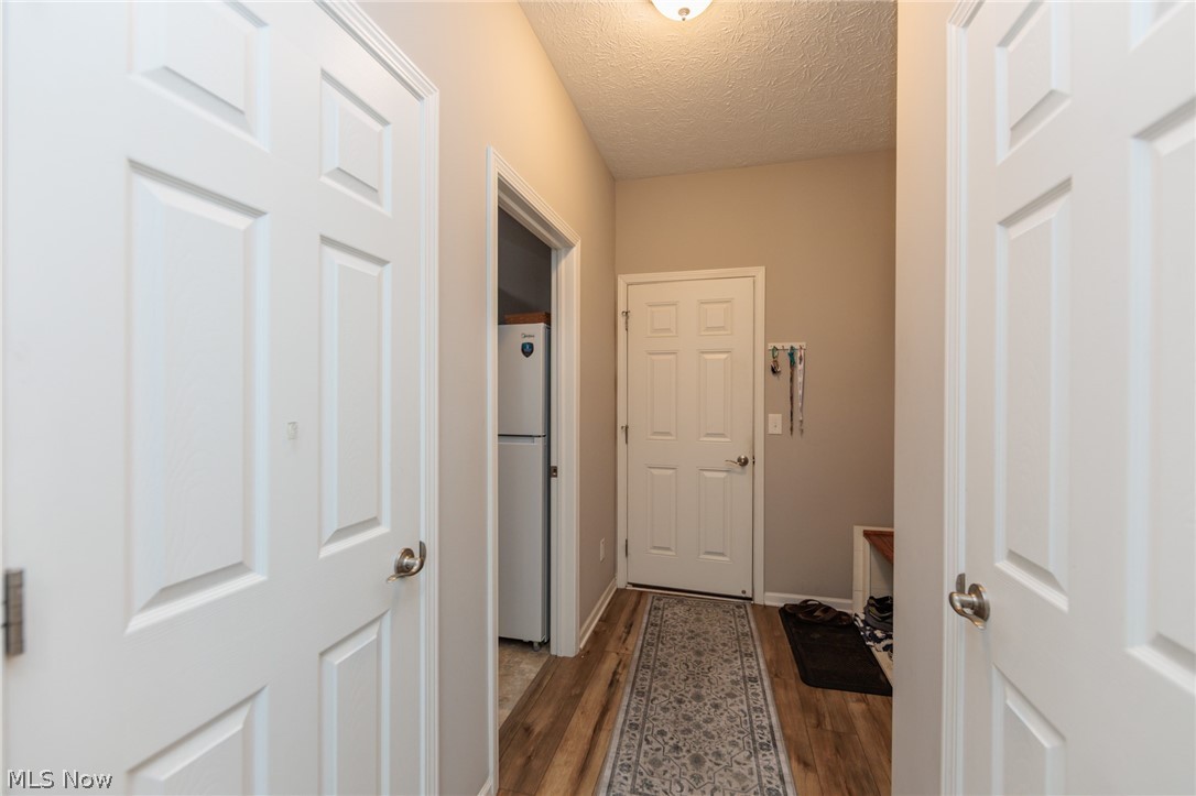 162 Kensington Way Elyria OH 44035