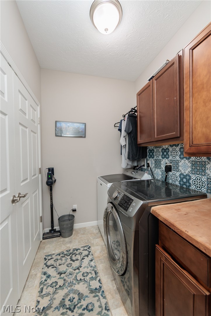 162 Kensington Way Elyria OH 44035