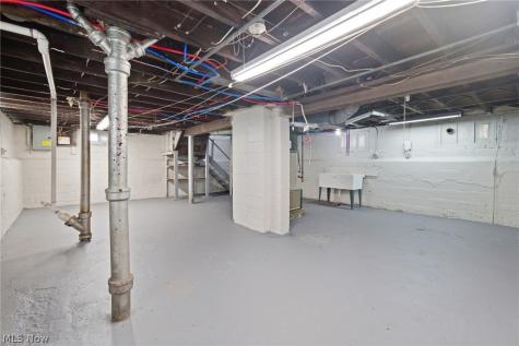 13202 Melzer Avenue Cleveland OH 44120