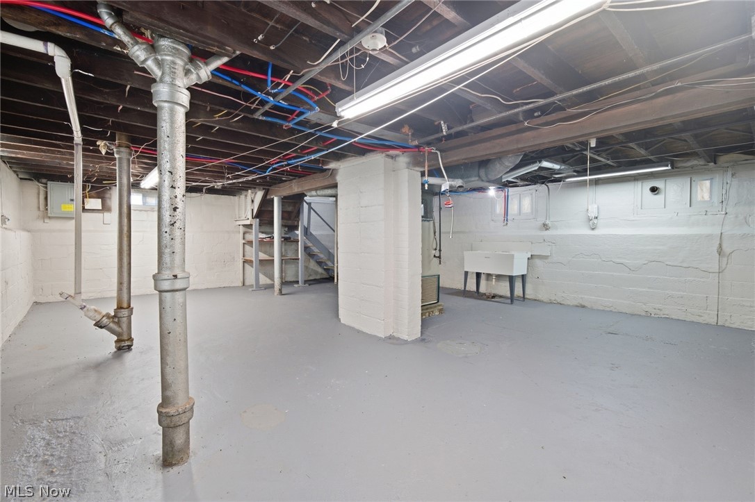 13202 Melzer Avenue Cleveland OH 44120