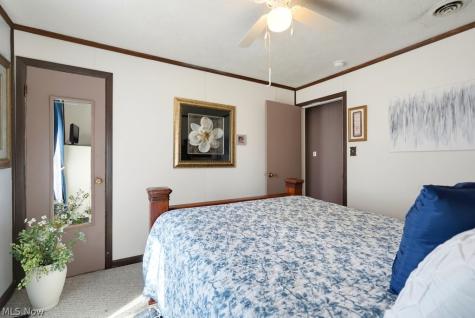 202 Hale Drive Streetsboro OH 44241