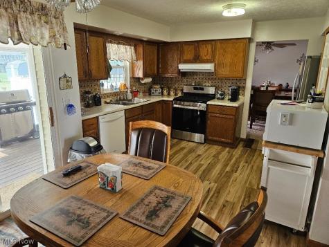 5188 S Main Street Akron OH 44319