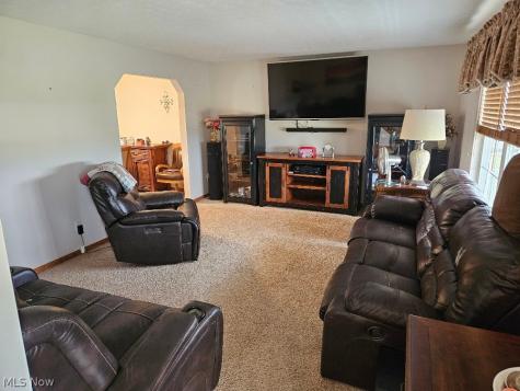 5188 S Main Street Akron OH 44319