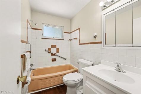339 E 315th Street Willowick OH 44095