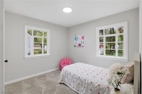 1055 Seward Avenue Akron OH 44320