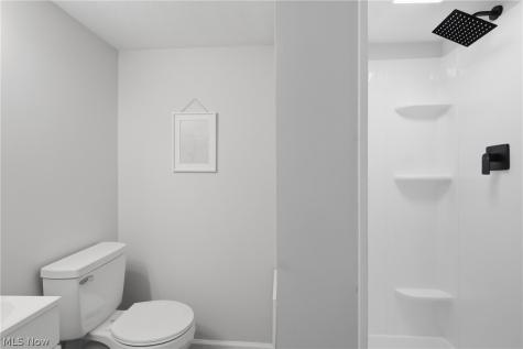 1055 Seward Avenue Akron OH 44320