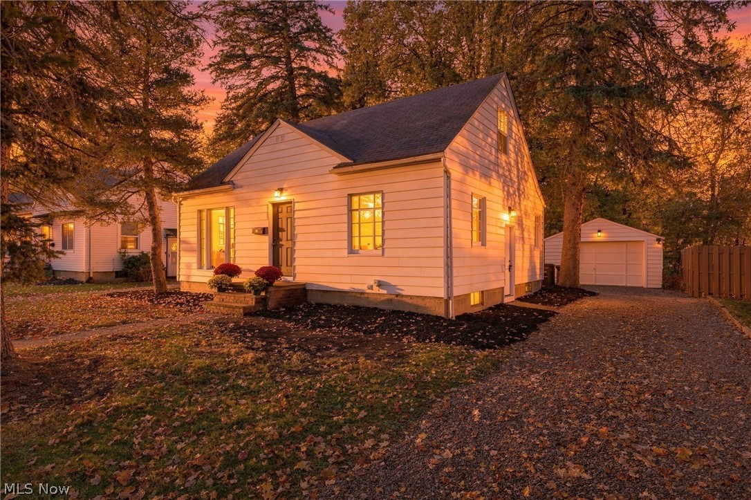 1055 Seward Avenue Akron OH 44320