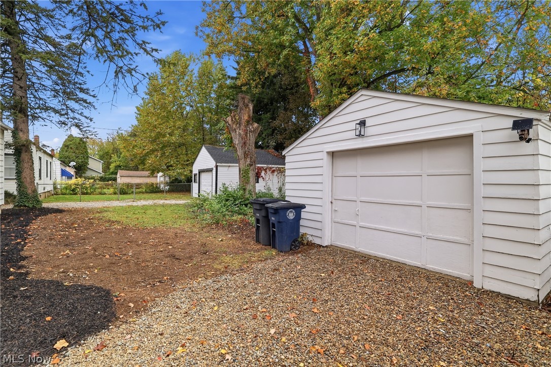 1055 Seward Avenue Akron OH 44320