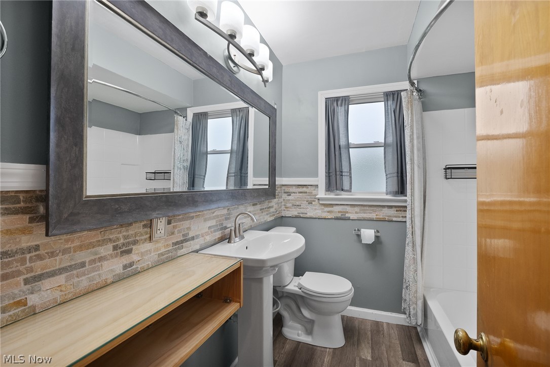 1704 Drenik Drive Wickliffe OH 44092