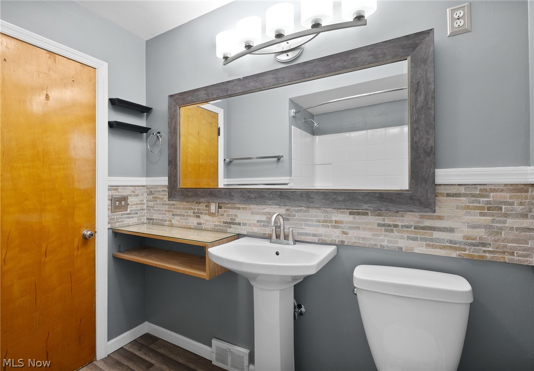 1704 Drenik Drive Wickliffe OH 44092