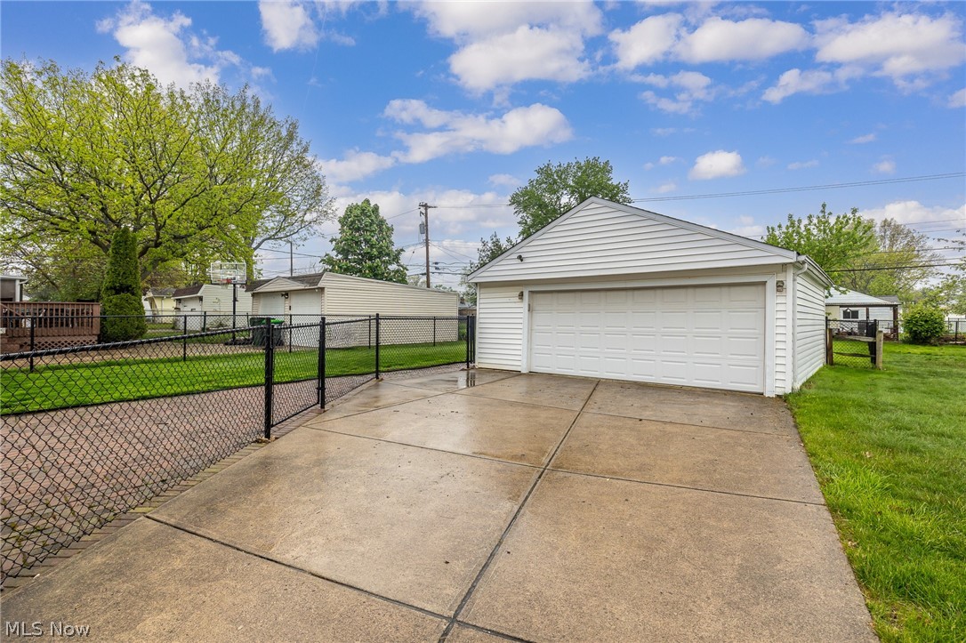 1704 Drenik Drive Wickliffe OH 44092