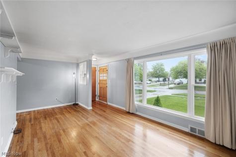 1704 Drenik Drive Wickliffe OH 44092