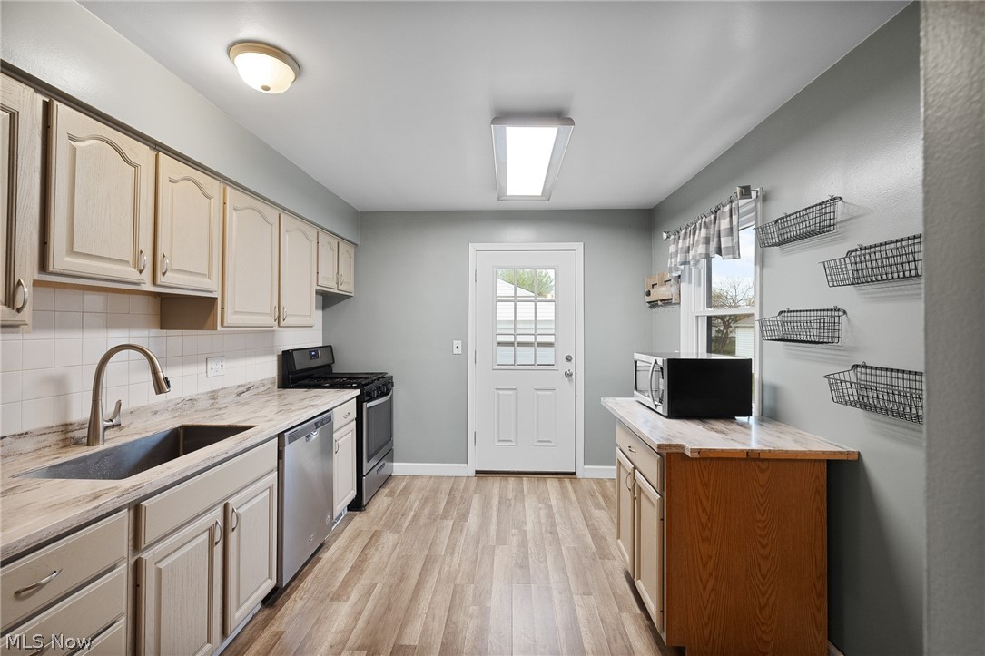 1704 Drenik Drive Wickliffe OH 44092