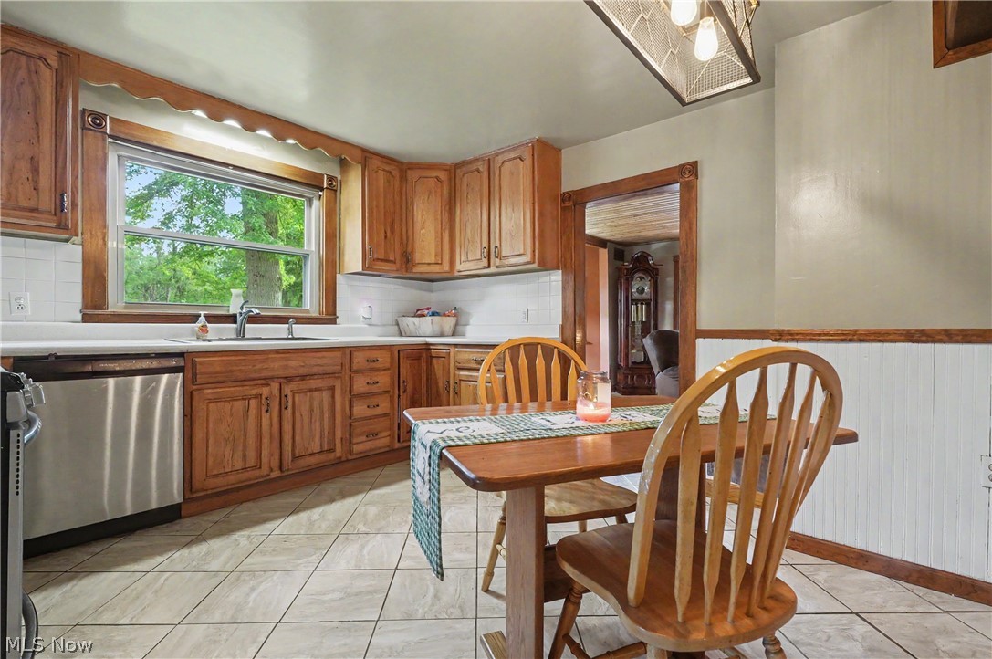 1911 Oriel Rogers Road Girard OH 44420