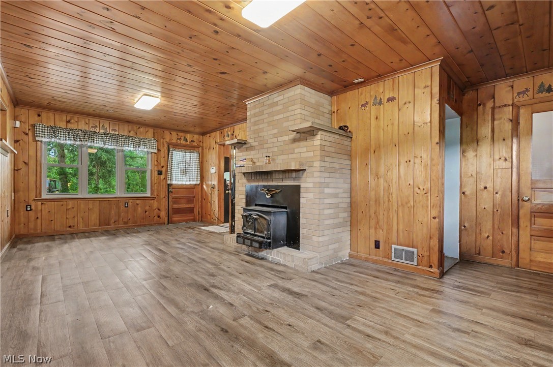 1911 Oriel Rogers Road Girard OH 44420