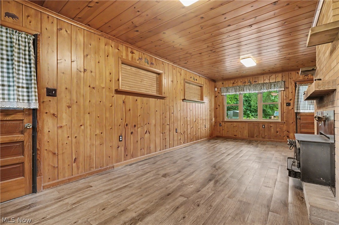 1911 Oriel Rogers Road Girard OH 44420