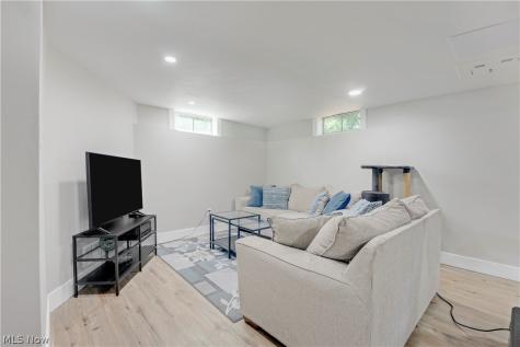 10074 Darrow Road Twinsburg OH 44087