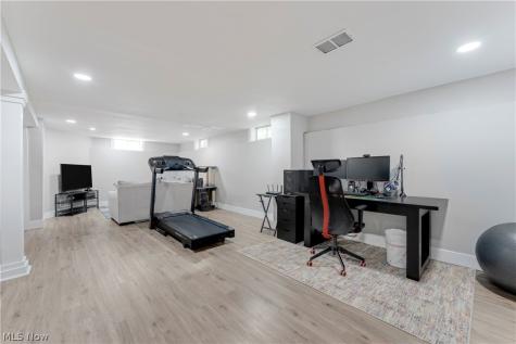10074 Darrow Road Twinsburg OH 44087
