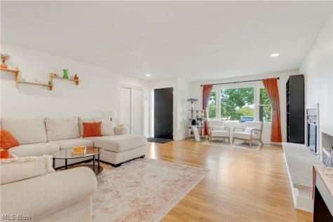10074 Darrow Road Twinsburg OH 44087