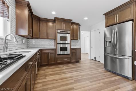 1181 Winhurst Drive Akron OH 44313