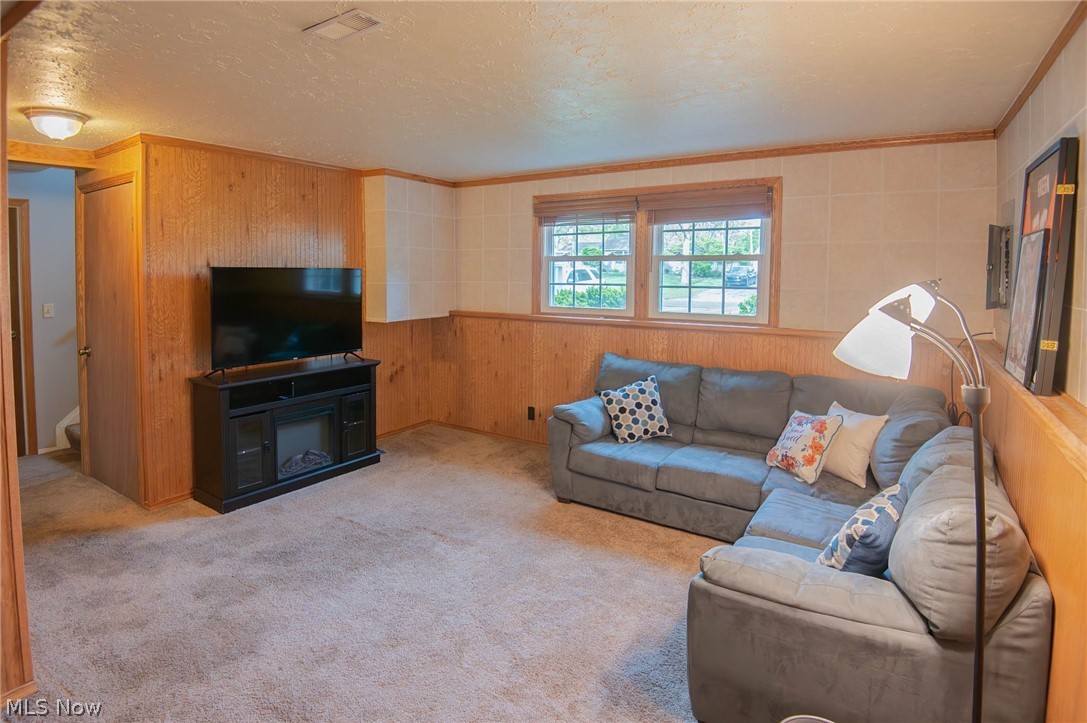 2220 Elm Trace Street Austintown OH 44515