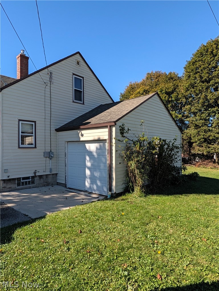 173 Como Avenue Struthers OH 44471
