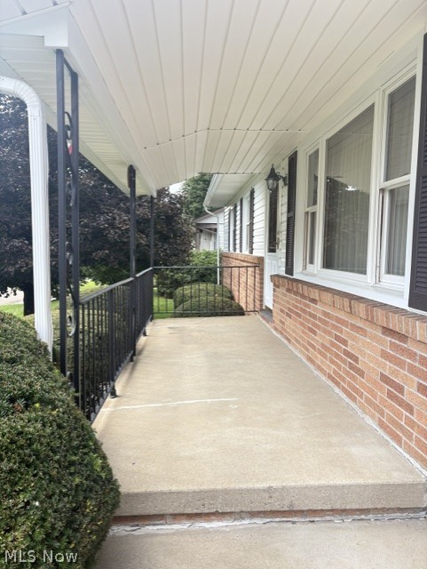 127 Stuart Drive Wintersville OH 43953