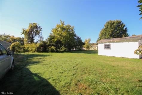 919 E Dewey Avenue Youngstown OH 44502