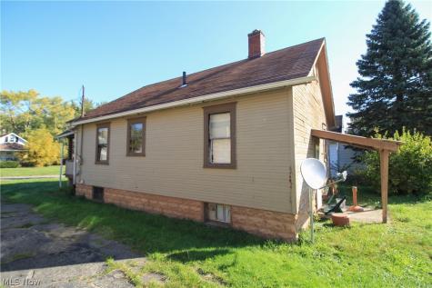 919 E Dewey Avenue Youngstown OH 44502
