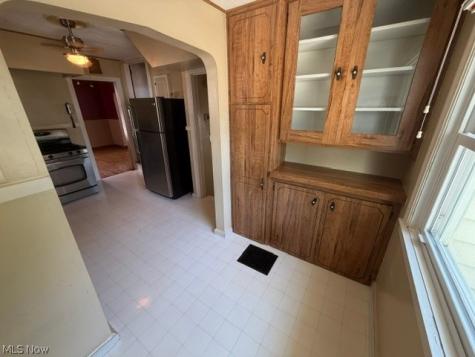 88 Sunnycliff Drive Euclid OH 44123