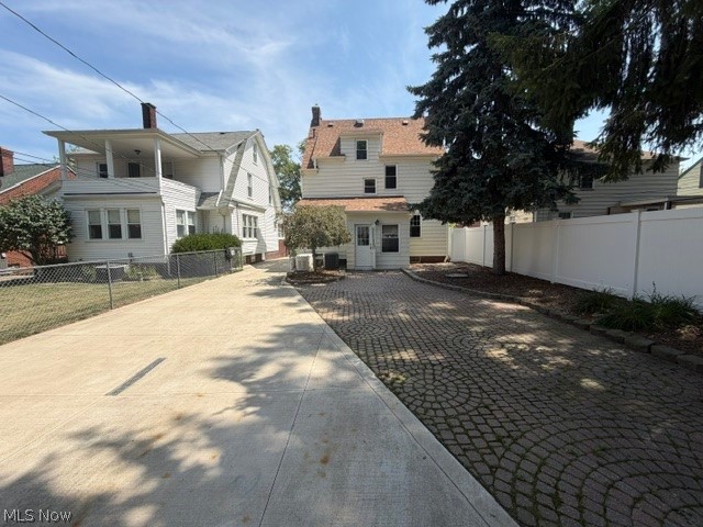 88 Sunnycliff Drive Euclid OH 44123