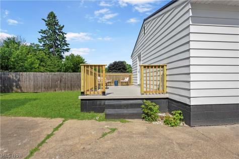 1270 Chandler Avenue Akron OH 44314