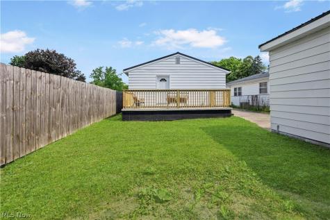 1270 Chandler Avenue Akron OH 44314