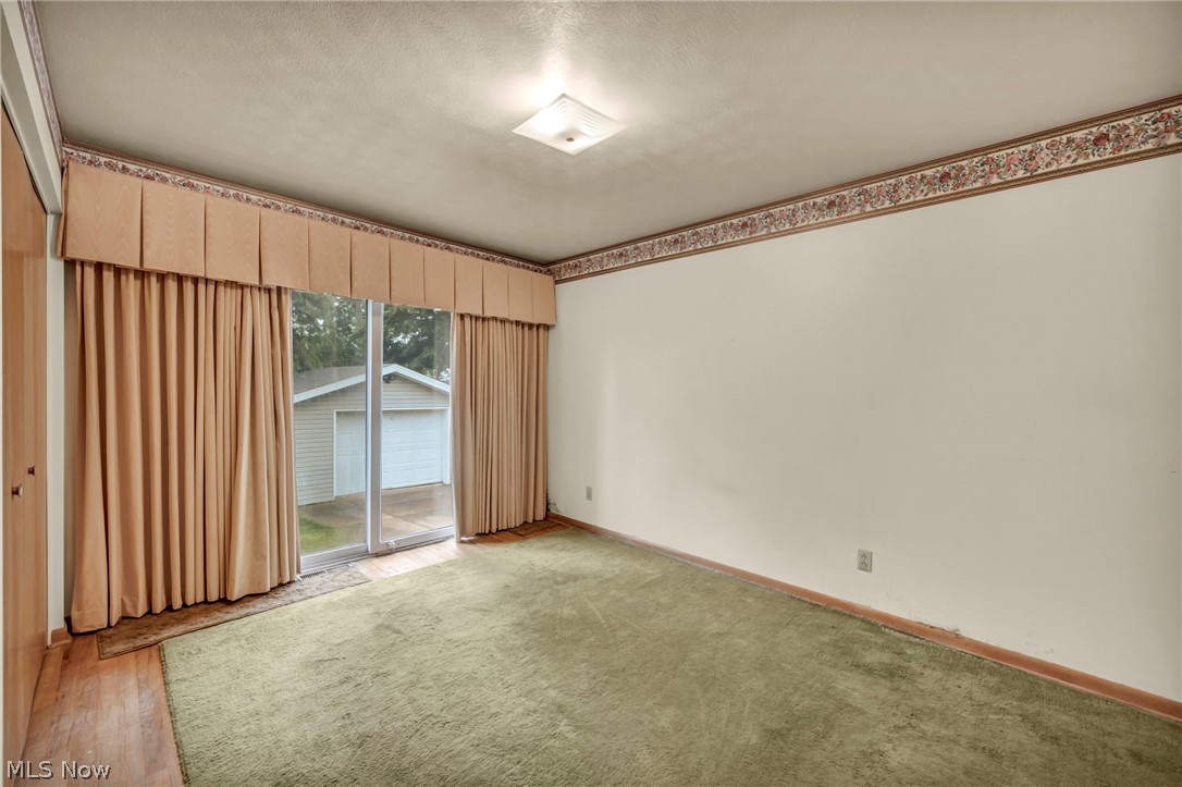 261 Fairmount Avenue Barberton OH 44203
