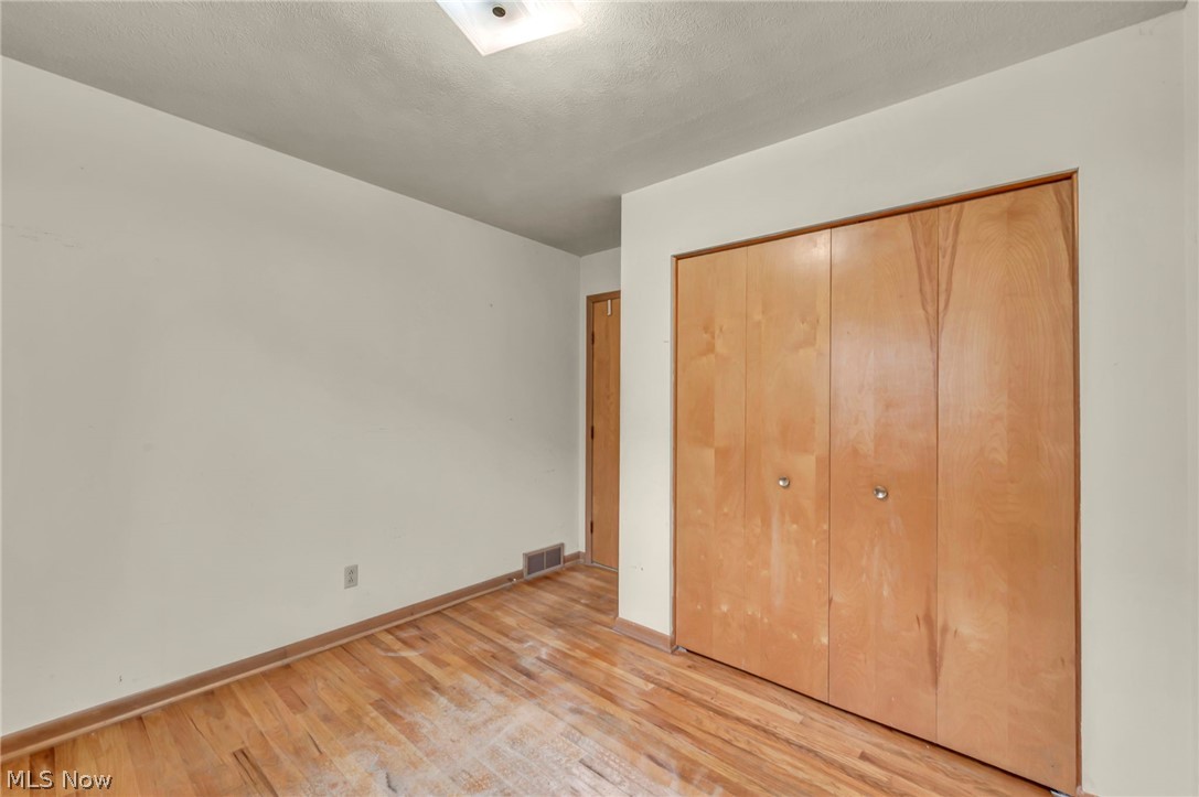 261 Fairmount Avenue Barberton OH 44203