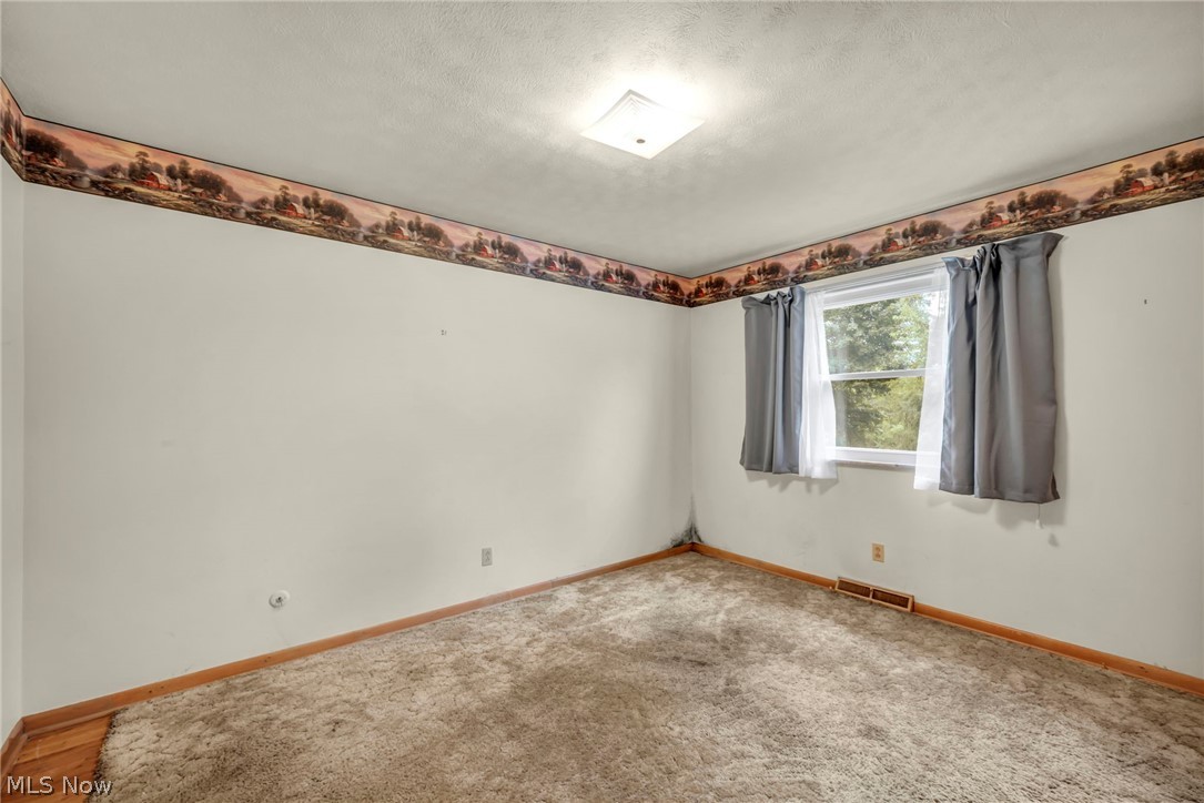 261 Fairmount Avenue Barberton OH 44203