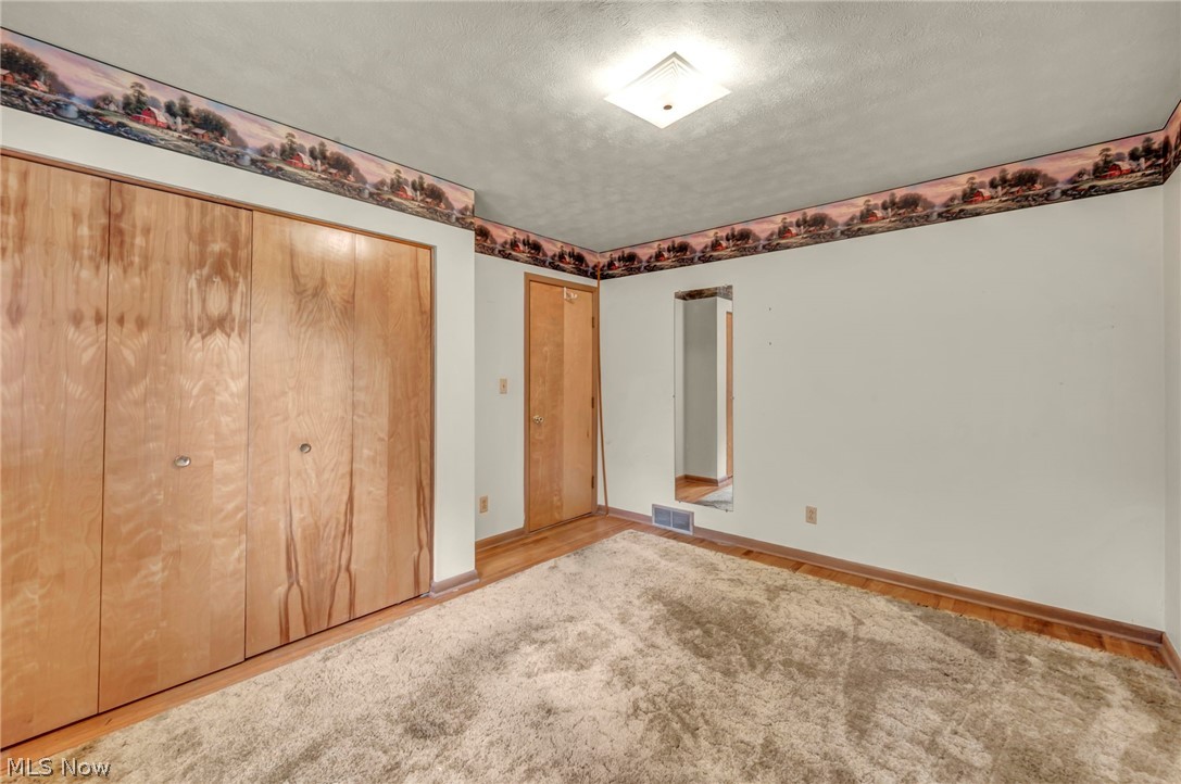 261 Fairmount Avenue Barberton OH 44203