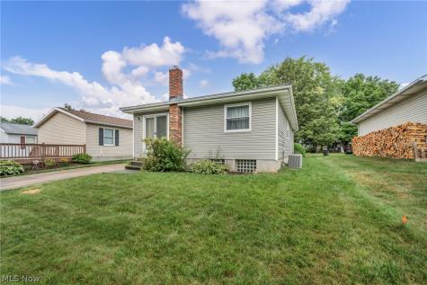 261 Fairmount Avenue Barberton OH 44203