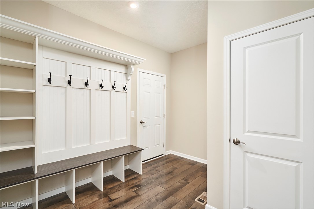 2476 Seton Drive Avon OH 44011