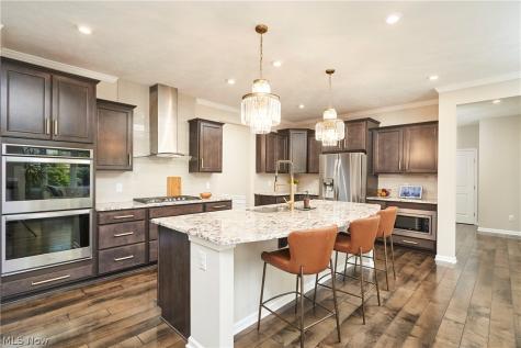 2476 Seton Drive Avon OH 44011