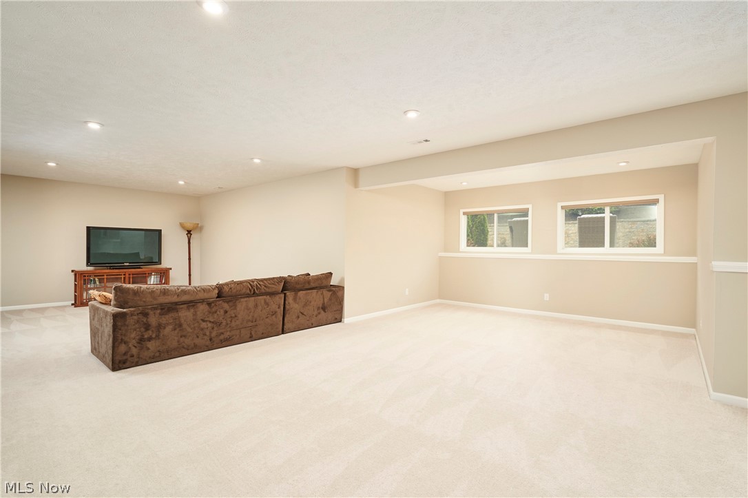 2476 Seton Drive Avon OH 44011