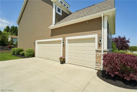 2476 Seton Drive Avon OH 44011