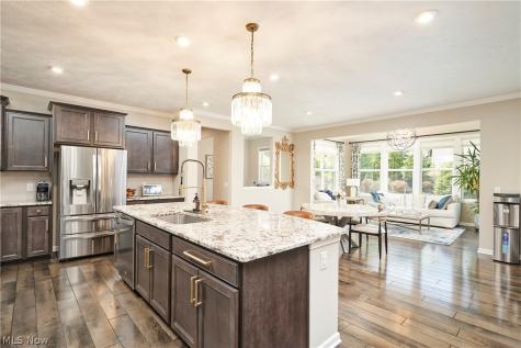 2476 Seton Drive Avon OH 44011