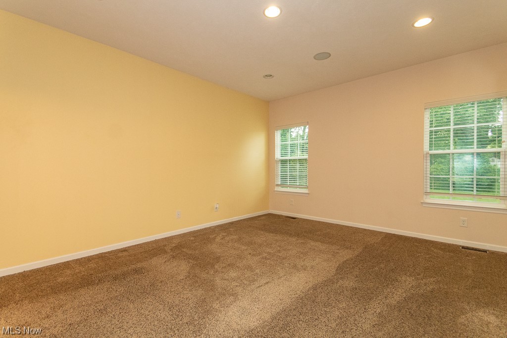 514 Gentry Circle W Richmond Heights OH 44143